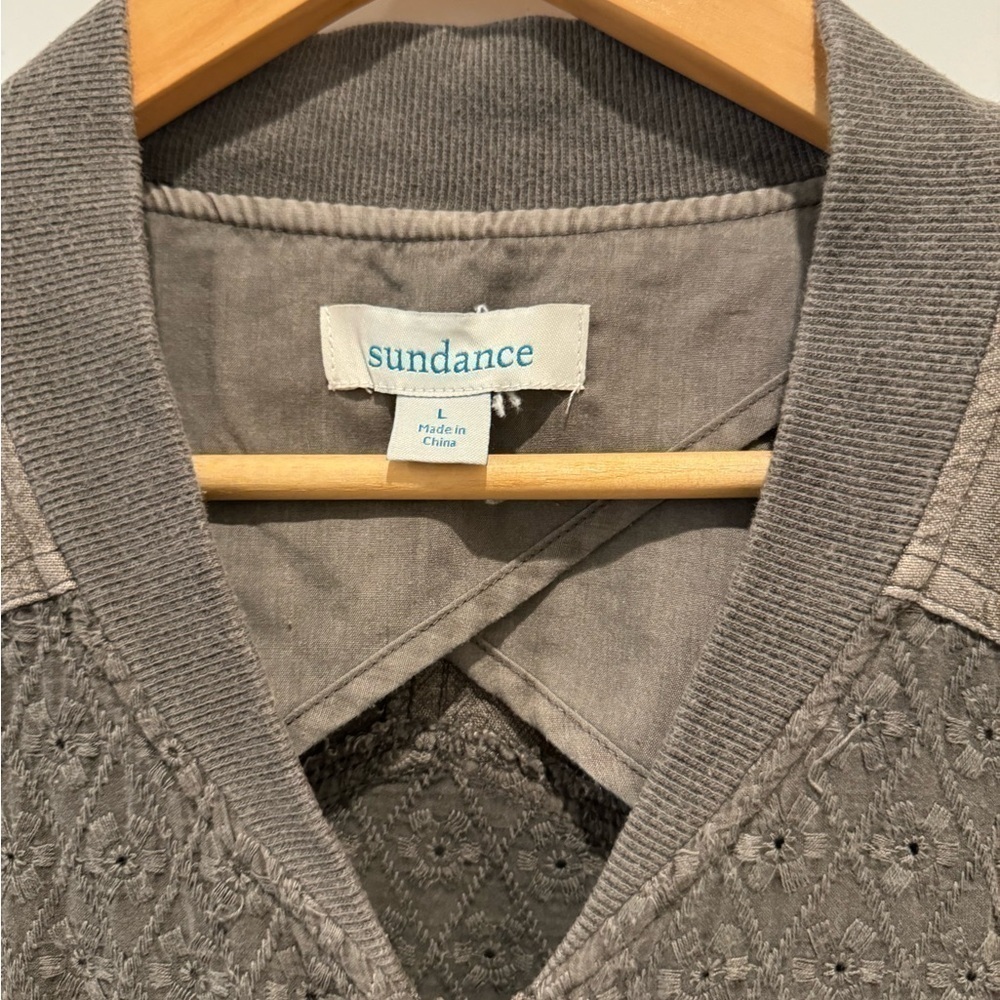 Sundance Embroidered Eyelet Cutout Boho Bomber Jacket size Large L 100% cotton - Picture 3 of 8